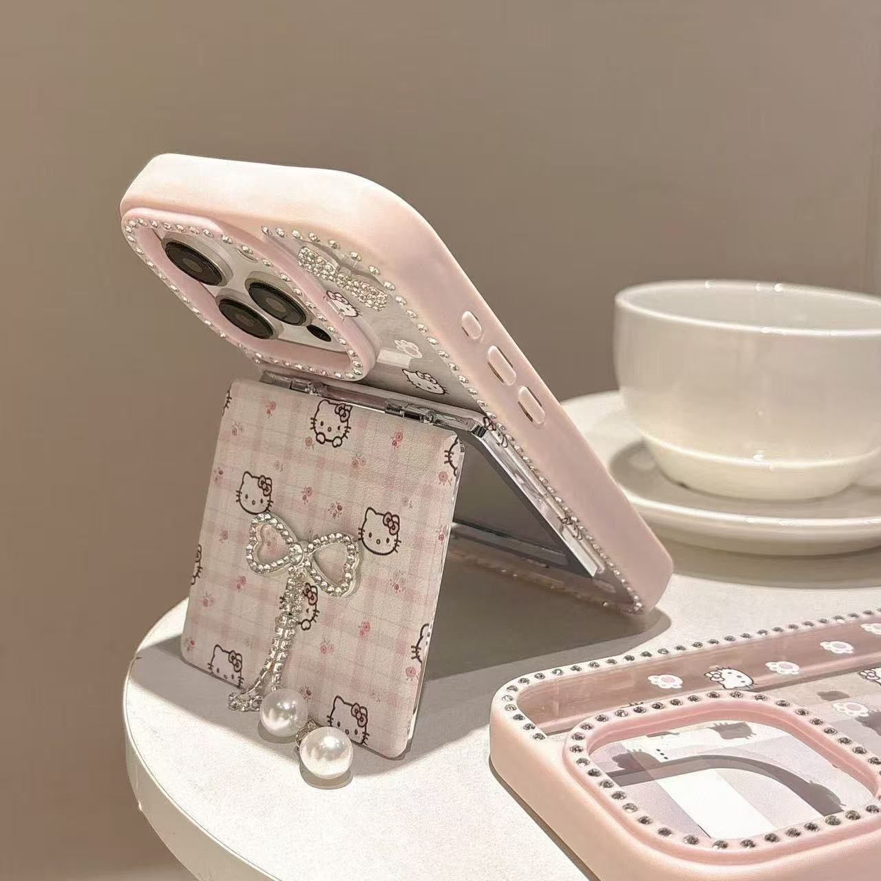 Side Drill Cat'S Claw Kt Mirror Phone Case